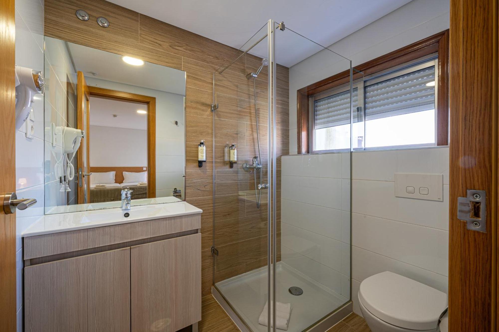 Central Suites 3 São João da Madeira المظهر الخارجي الصورة